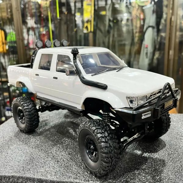 1:16 Scale RC Crawler RTR RC Rock Truck 4x4 2.4GHZ Hobby Grade Remote Control Car Model Vehicle RC Buggy with LED Light,2 Batteries - Image 3