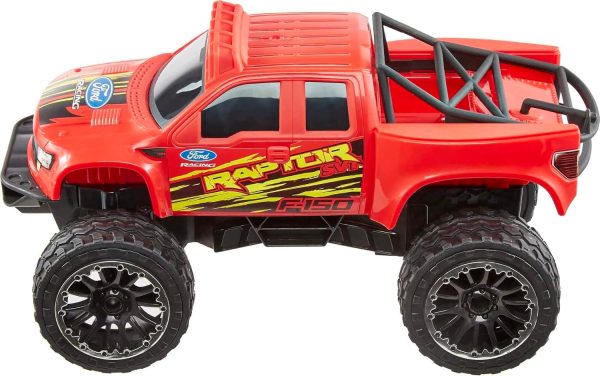 Hot Wheels RC Red Ford F-150, Full-Function Remote-Control Toy Truck, Large Tires & High-Performance Engine, 2.4 GHz with Range of 65ft - Image 4