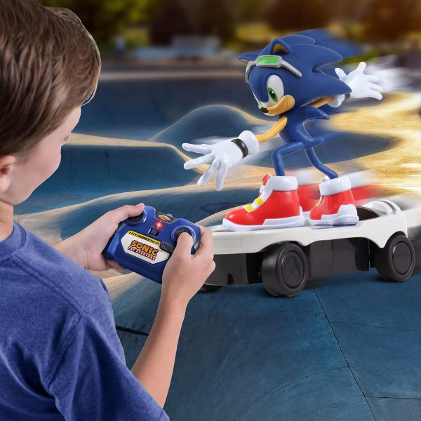 NKOK Sonic NKOK Free Rider R/C, Turbo Boost Feature: Goes from Fast to Super-Fast, Allows Children to Pretend to Drive and Have Fun at The Same Time, for Ages 6 and up - Image 5