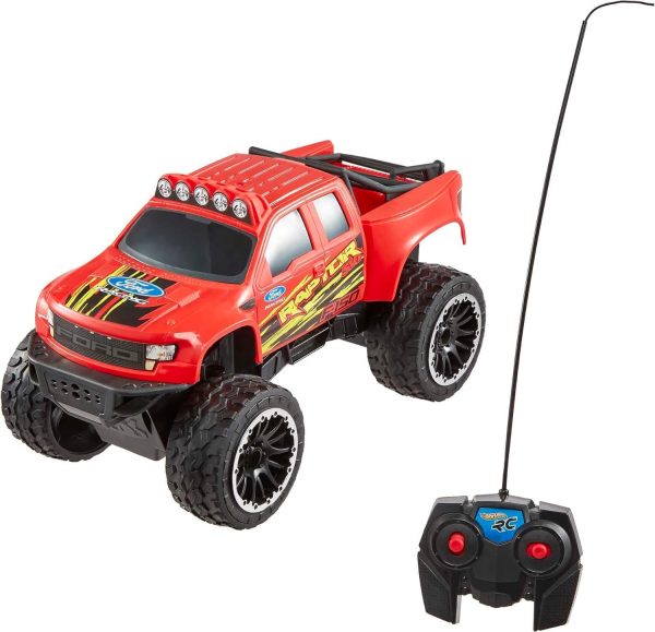 Hot Wheels RC Red Ford F-150, Full-Function Remote-Control Toy Truck, Large Tires & High-Performance Engine, 2.4 GHz with Range of 65ft - Image 2