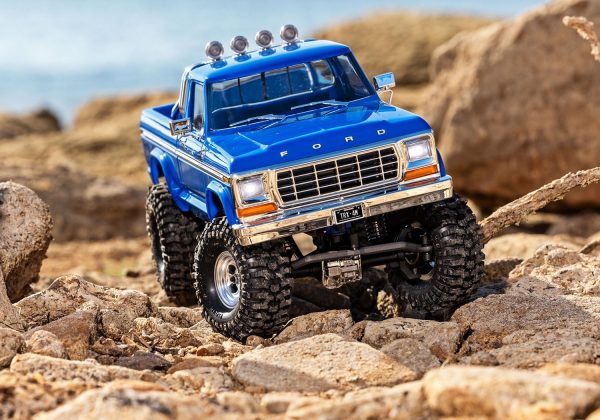 Traxxas 1/18 TRX-4M F-150 High Trail Crawler Truck - Image 10