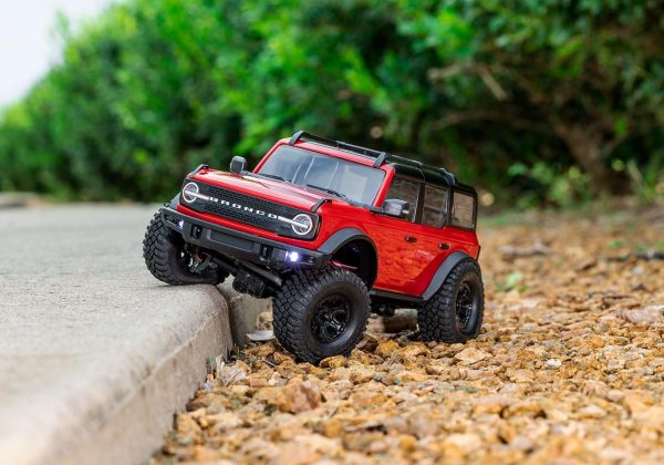 TRX-4M 4X4 Crawler with Ford Bronco Body - Image 9