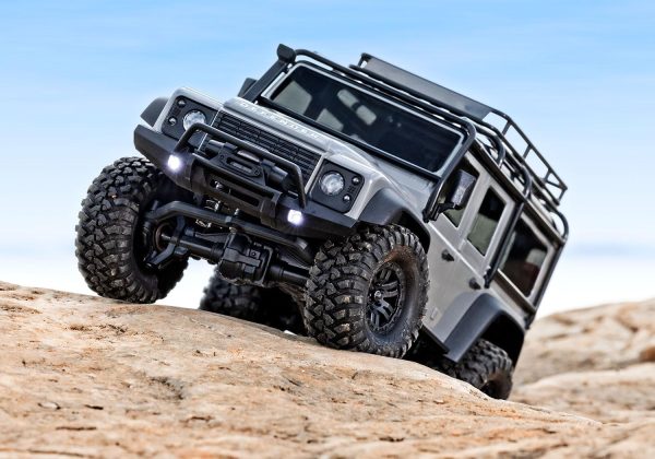 TRX-4M 4X4 Crawler with Land Rover Defender Body - Image 6