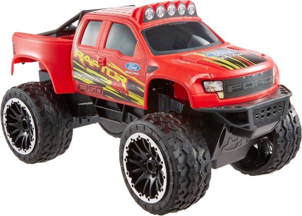 Hot Wheels RC Red Ford F-150, Full-Function Remote-Control Toy Truck, Large Tires & High-Performance Engine, 2.4 GHz with Range of 65ft - Image 3