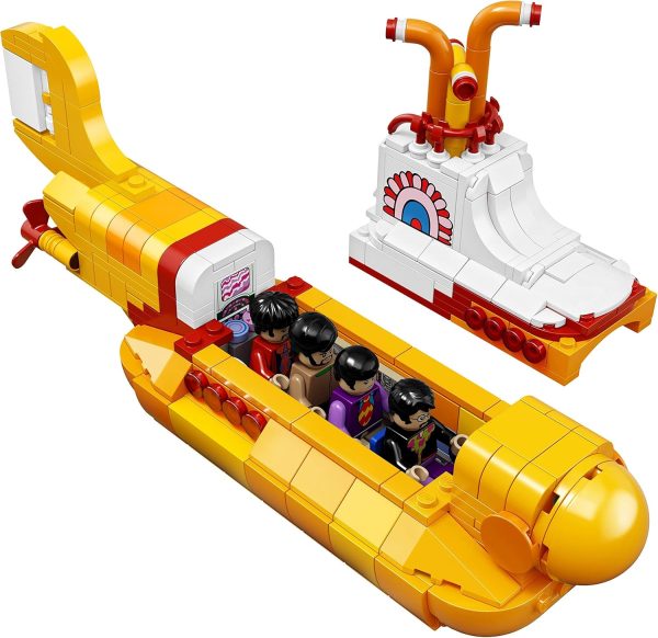 LEGO Ideas Yellow Submarine (21306) - Building Toy and Popular Gift for Fans of LEGO Sets and The Beatles (553 Pieces) - Image 10