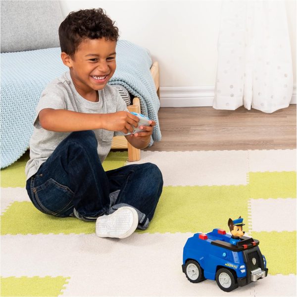 Paw Patrol, Chase Remote Control Police Cruiser with 2-Way Steering, for Kids Aged 3 and Up - Image 4