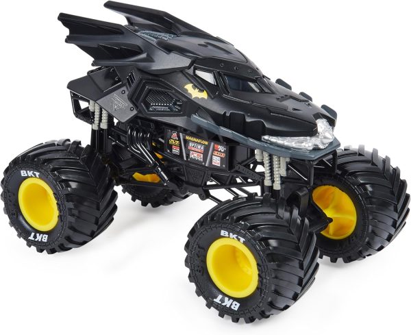 Monster Jam Official Batman Monster Truck - Retro Batmobile Collector 1:24 Scale Die-Cast Vehicle - Chrome Rims and BKT Tread Tires for Use in All Playsets - Collectible for Fans & Birthday Parties - Image 3