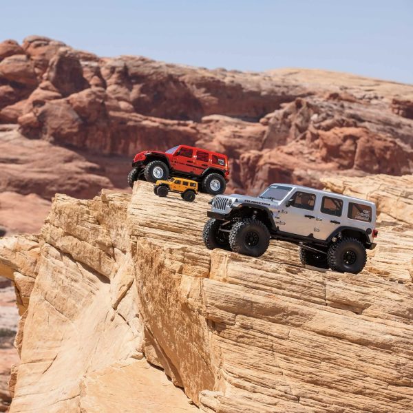 Axial RC Truck 1/6 SCX6 Jeep JLU Wrangler 4WD Rock Crawler RTR (Batteries and Charger Not Included): Silver, AXI05000T2 - Image 4