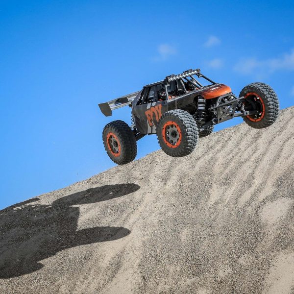 Losi RC Truck 1/5 DBXL-E 2.0 4 Wheel Drive Desert Buggy Brushless RTR Battery and Charger Not Included with Smart Fox LOS05020V2T1 - Image 5